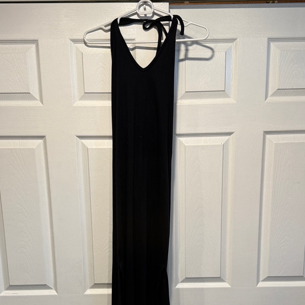 Old Navy Black Sleeveless Halter Dress
